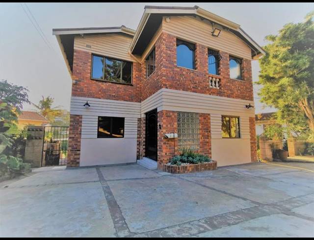 10 BEDROOM HOUSE FOR SALE IN RESERVOIR HILLS